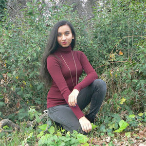 Meet your Posher, Priya